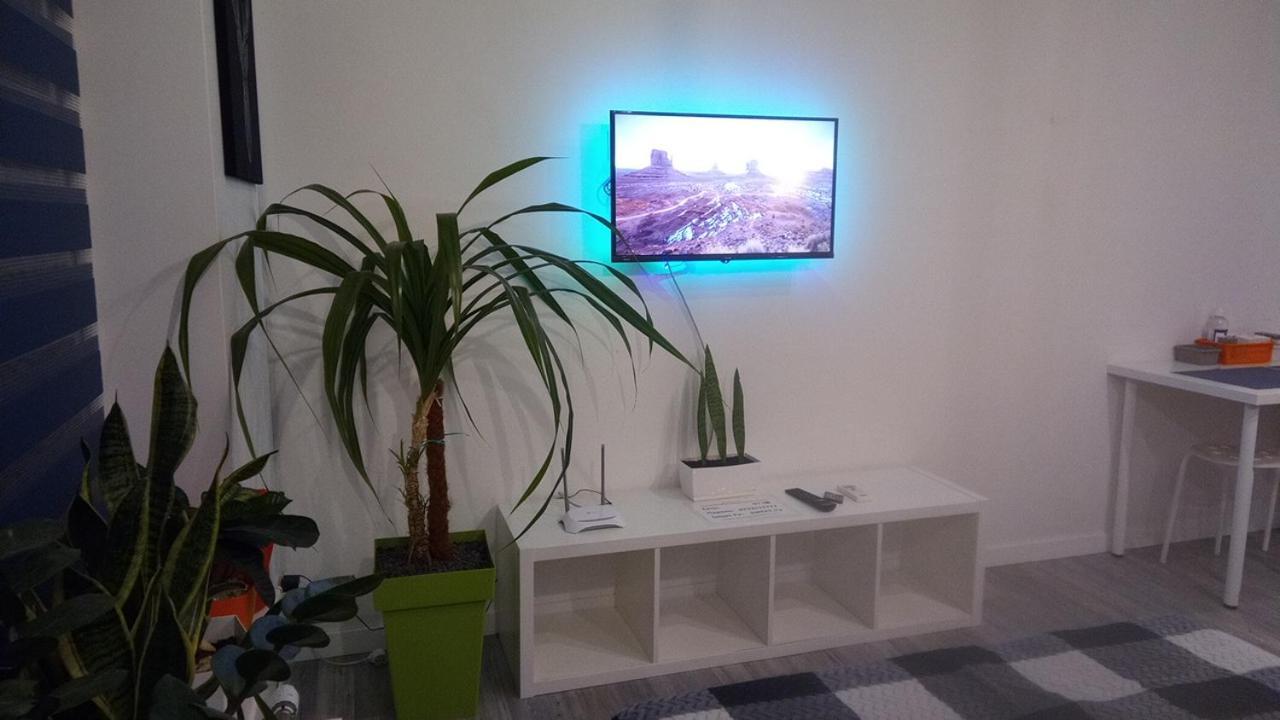Georgeous Bright Studio In A Bright Residential Complex Comfort Town Кт-08 基輔 外观 照片
